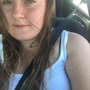 Meet your Posher, Alicia